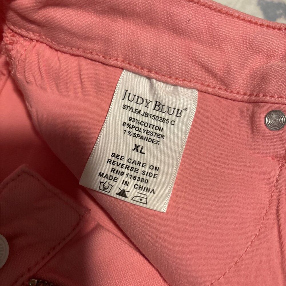 Judy Blue Junior’s Pink Denim Shorts Size XL - Picture 5 of 16